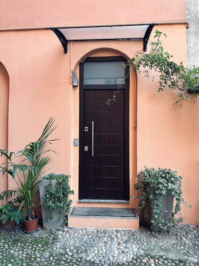 Monolocale In Pieno Centro Apartamento Milão Exterior foto
