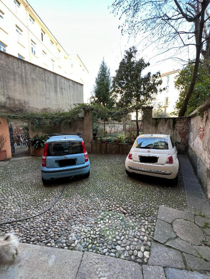Monolocale In Pieno Centro Apartamento Milão Exterior foto